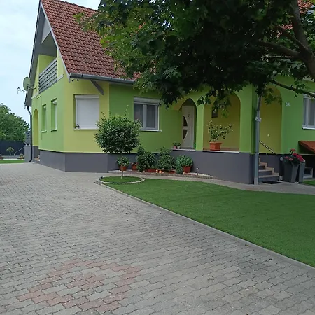 Zoeld Apartmanhaz Apartmán *