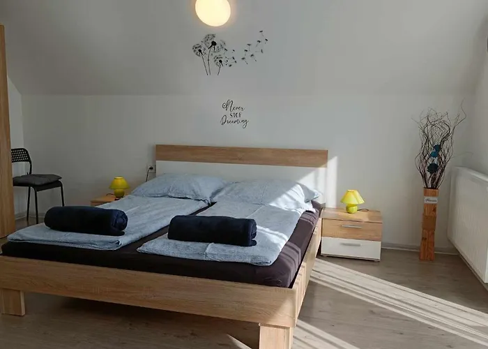 Zoeld Apartmanhaz Apartament